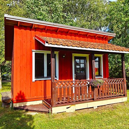 Just Lodges Orissaare Eksteriør bilde